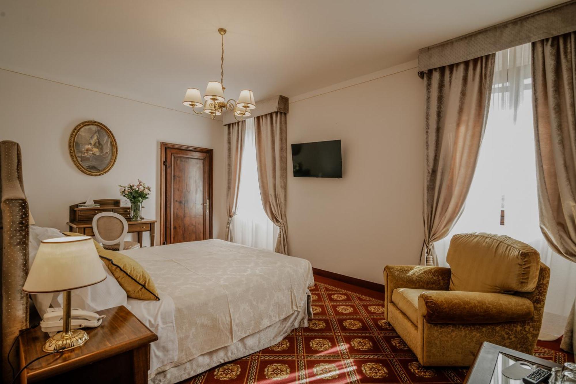 Villa Lecchi Hotel Wellness Colle Val D'Elsa Kültér fotó